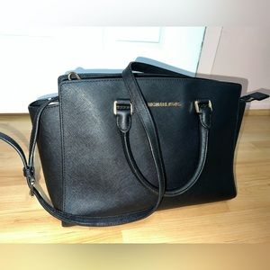 MICHAEL KORS Handle Bag